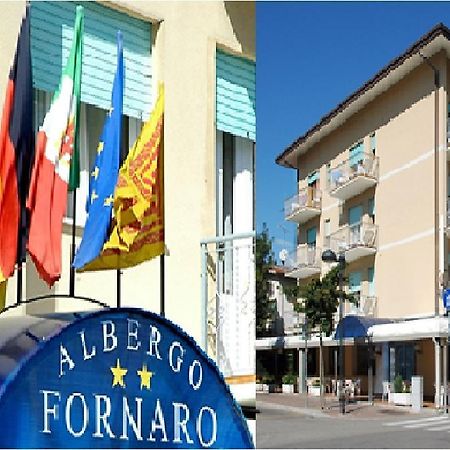 Hotel Fornaro كاوْرلي المظهر الخارجي الصورة